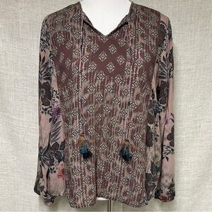 Tolani collection top